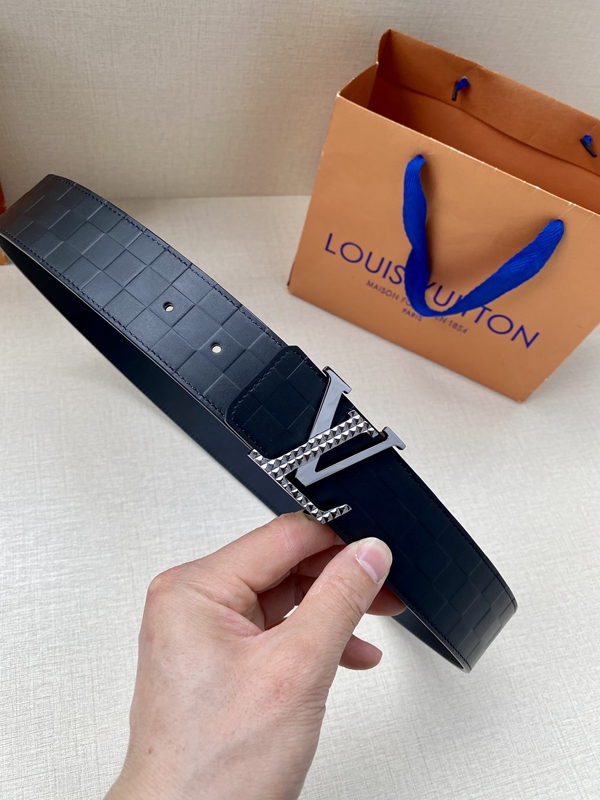 激安ルイヴィトンベルト正面デザイン